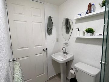 Venta Depto 3 Rec 2 Baños, Cajón para elevauto. Parque San Antonio, Carola - CDMX