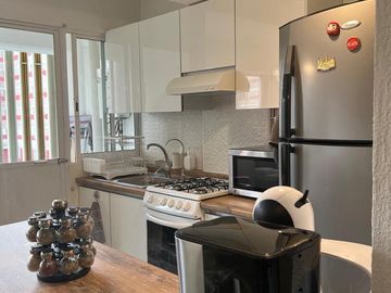Venta Depto 3 Rec 2 Baños, Cajón para elevauto. Parque San Antonio, Carola - CDMX