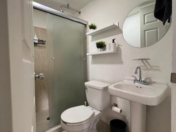 Venta Depto 3 Rec 2 Baños, Cajón para elevauto. Parque San Antonio, Carola - CDMX