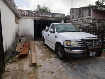 Local en venta con amplio terreno en San Juan Valladolid Yucatan