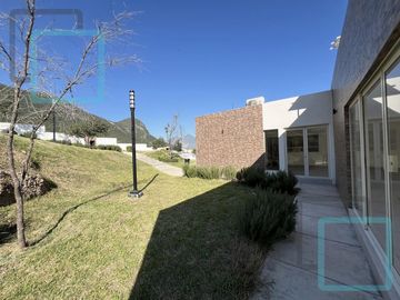 CASA EN VENTA BALCONES DE SAN PATRICIO ZONA GENERAL ESCOBEDO