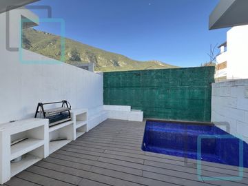 CASA EN VENTA BALCONES DE SAN PATRICIO ZONA GENERAL ESCOBEDO