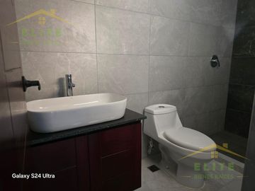 CASA EN VENTA COLONIA NUEVO AEROPUERTO