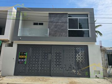 CASA EN VENTA COLONIA NUEVO AEROPUERTO