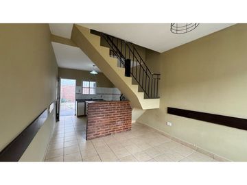 Alquiler duplex 3 Amb  en moreno sur