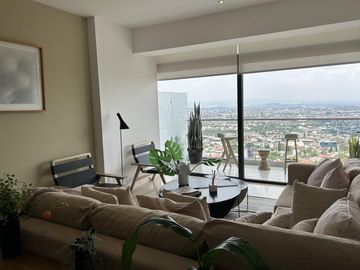 Departamento a estrenar en Venta en Balcones Coloniales con las mejores Vistas de la Ciudad