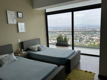 Departamento a estrenar en Venta en Balcones Coloniales con las mejores Vistas de la Ciudad