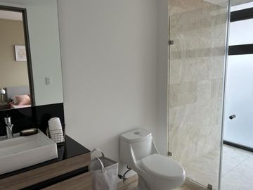 Departamento a estrenar en Venta en Balcones Coloniales con las mejores Vistas de la Ciudad