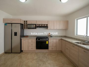 Casa en venta en Barrio de Nuevo León, Cuautlancingo, Puebla.
