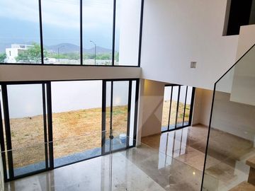Bosques de las Misiones -CARRETERA NACIONAL- Casa  VENTA Santiago Nuevo León, 422 M2