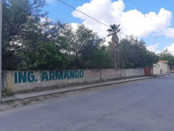 Casa en Venta  de un piso Centro del Municipio de Paras N.L.