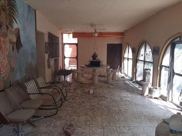 Casa en Venta  de un piso Centro del Municipio de Paras N.L.
