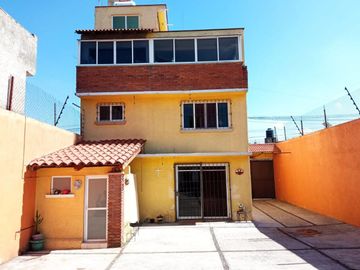 VENTA DE CASA SOLA EN CAPULTITLAN TOLUCA