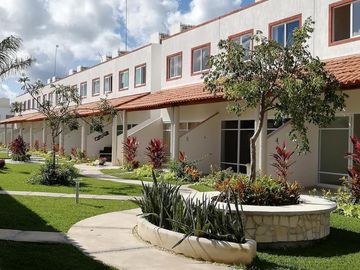 CASA DE 2 HABITACIONES EN VENTA EN CANCUN CON ALBERCA