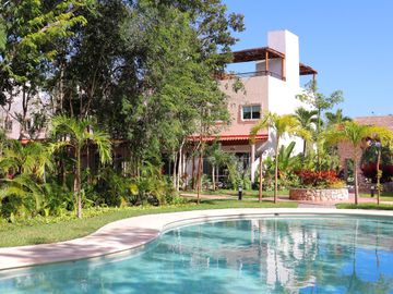 Casa en Venta en Playa del Carmen de 2 hab con Alberca
