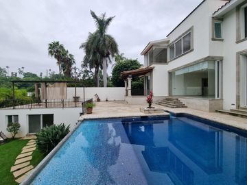 Casa en venta y renta