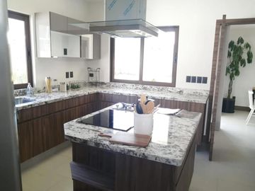 Casa en condominio - San Miguel Totocuitlapilco