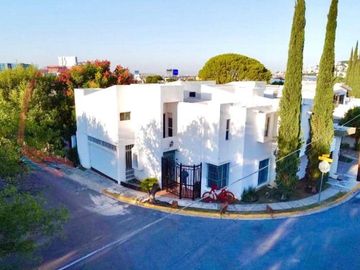 Casa - Contry Tesoro