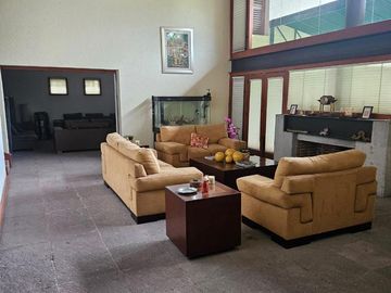 CASA EN LOS VOLCANES
