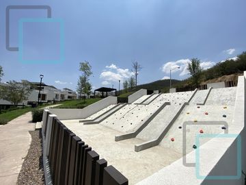 CASA EN VENTA EN EL BARRO ZONA CARRETERA NACIONAL MONTERREY