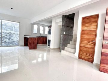 Casa en Lomas de Trujillo