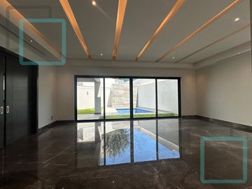 CASA EN VENTA LAS GRANADAS ZONA CARRETERA NACIONAL MONTERREY