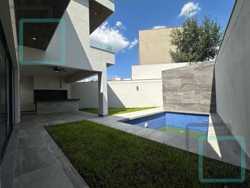CASA EN VENTA LAS GRANADAS ZONA CARRETERA NACIONAL MONTERREY