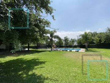 CASA EN VENTA LAS GRANADAS ZONA CARRETERA NACIONAL MONTERREY