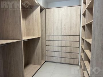 Departamento en venta en Mirador Residencial, Monterrey.
