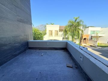 Casa en Venta en Ahuehuete Valle Alto