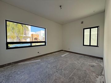 Casa en Venta en Ahuehuete Valle Alto