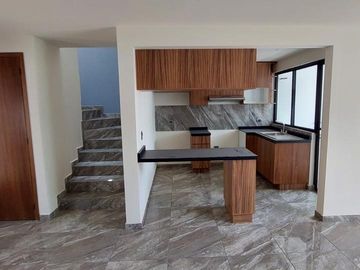 Ultimas casas en venta con tres habitaciones en fraccionamiento cerrado en Tlaxcala.