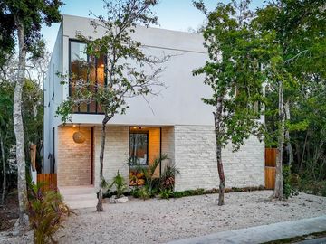 SE VENDE CASA A ESTRENAR  EN TULUM COUNTRY CLUB