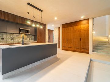 SE VENDE CASA A ESTRENAR  EN TULUM COUNTRY CLUB