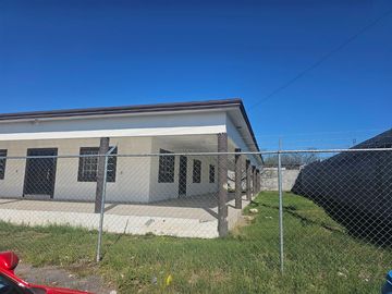 CASA EN VENTA EN CIENEGA DE FLORES