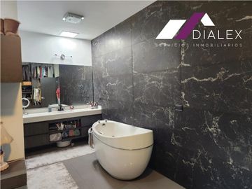 La Joya Privada Residencial -CARRETERA NACIONAL- Casa en Venta Monterrey Zona Sur