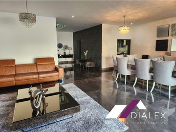 La Joya Privada Residencial -CARRETERA NACIONAL- Casa en Venta Monterrey Zona Sur
