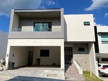 Casa en venta en Alamosur, Santiago.