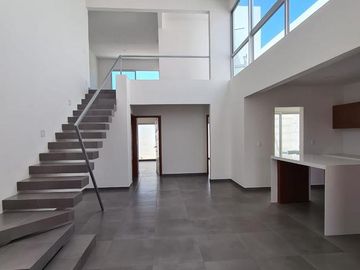 Casa - Fraccionamiento Lomas de la Rioja