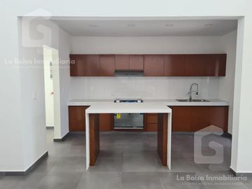 Casa - Fraccionamiento Lomas de la Rioja