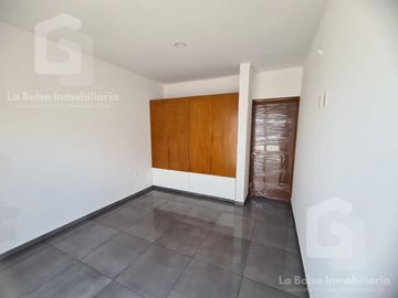 Casa - Fraccionamiento Lomas de la Rioja