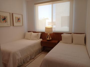 Casa en venta en Cancún con alberca en residencial privado!