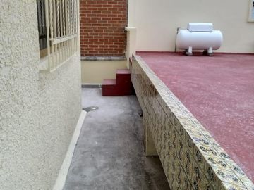 Casa en venta zona Av. 20 de Noviembre