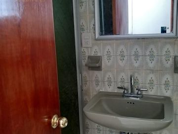 Casa en venta zona Av. 20 de Noviembre