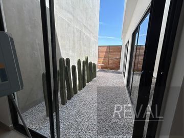 Casa a estrenar en Venta en Juriquilla