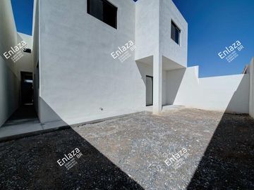 Casa de 2 plantas en venta Hacienda Santa Ana, Saltillo Coahuila