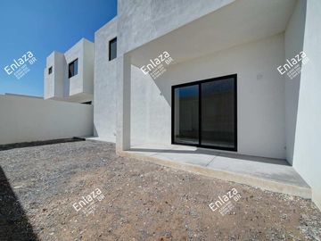 Casa de 2 plantas en venta Hacienda Santa Ana, Saltillo Coahuila