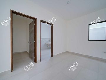 Casa de 2 plantas en venta Hacienda Santa Ana, Saltillo Coahuila