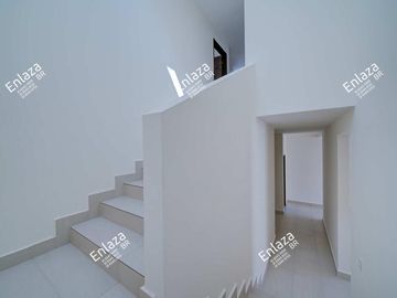 Casa de 2 plantas en venta Hacienda Santa Ana, Saltillo Coahuila