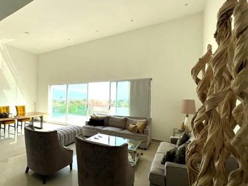 CASA EN VENTA CARRETERA NACIONAL LOS OLIVOS